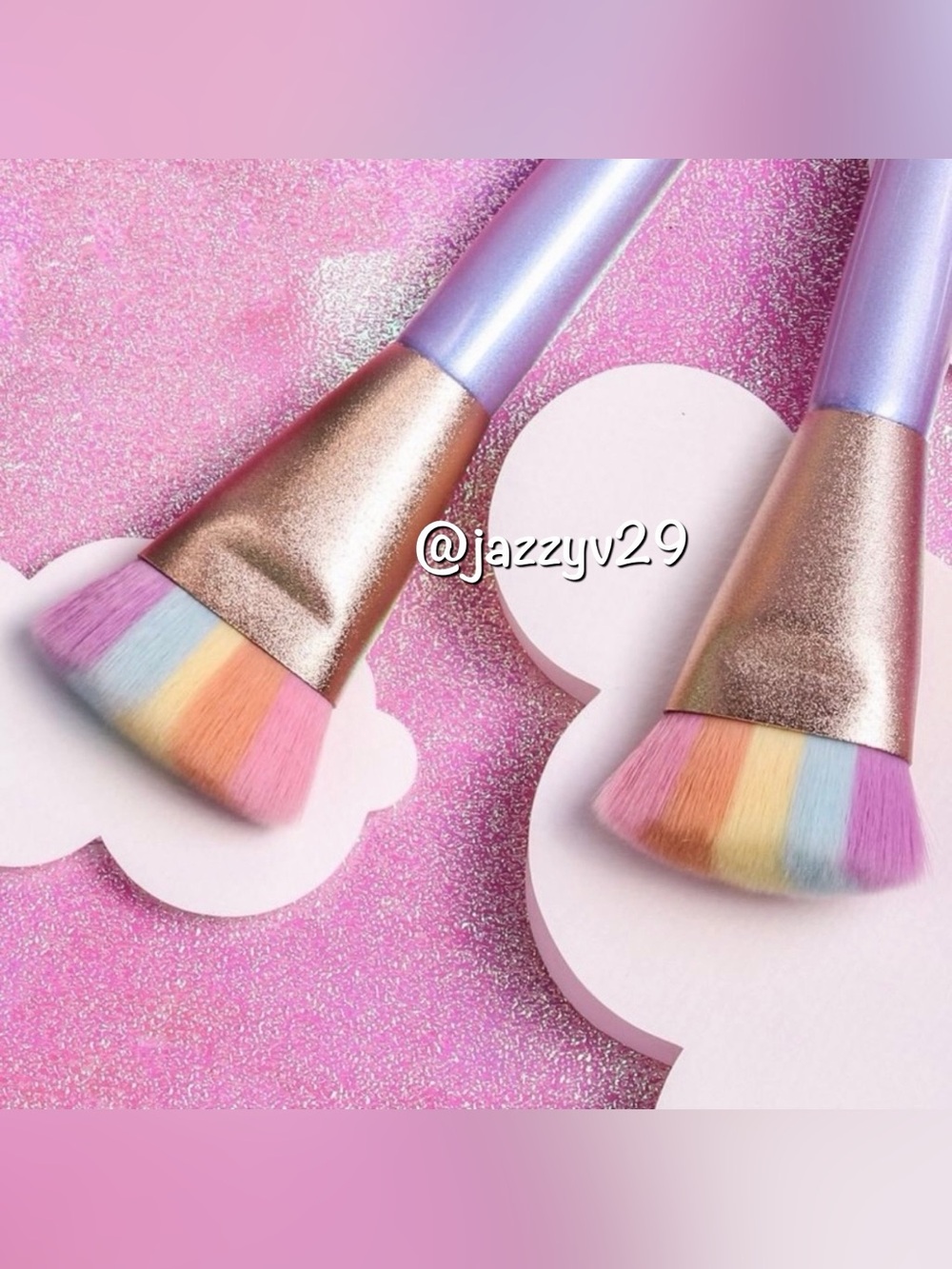 🌈Too Faced Festival Rainbow Strobing Brush🌈